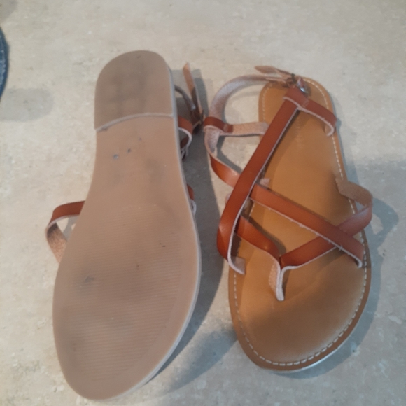 Sandals - Picture 2 of 2